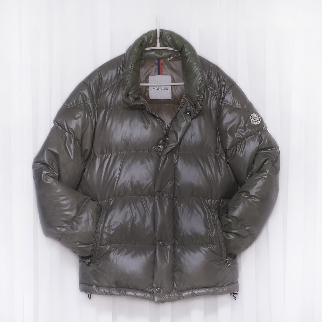 몽클레어 (Moncler) 에버 구스다운 패딩 자켓 (2 / 100) 상품이미지1