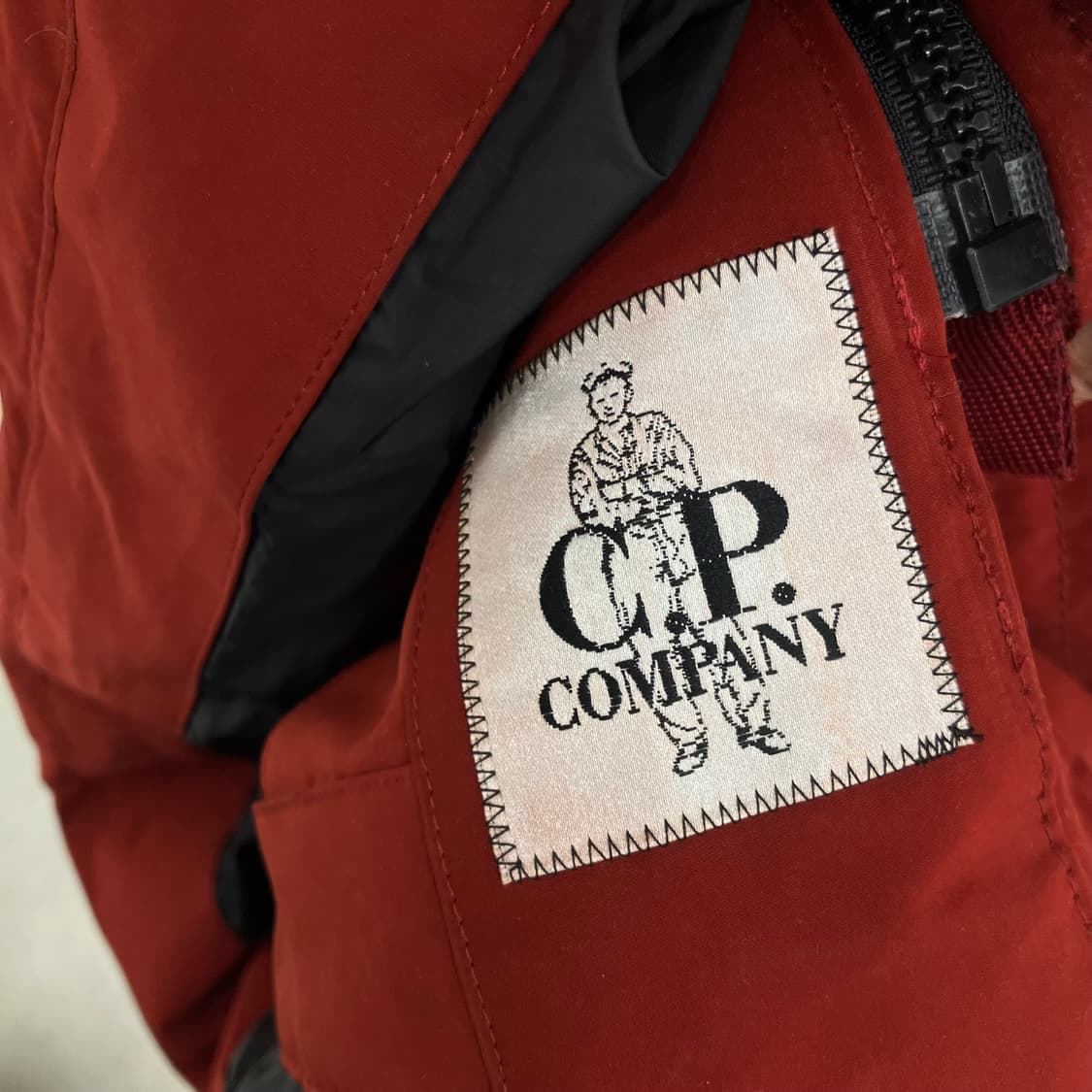 CP컴퍼니 N3B 후드 패딩 파카  상품이미지9