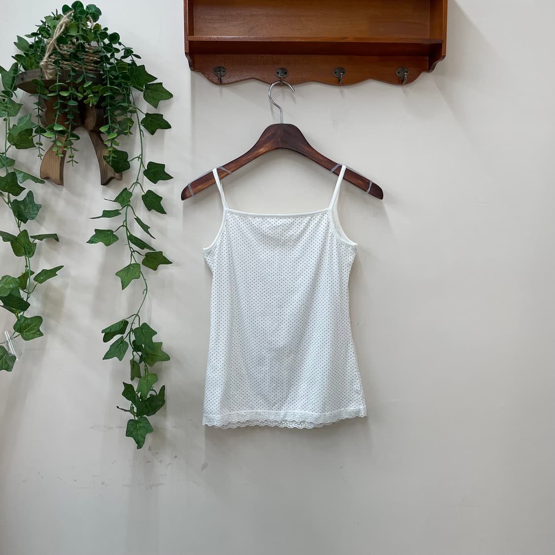 여리 페어리 라떼갸루 화이트 도트 레이스 나시탑 상품이미지4