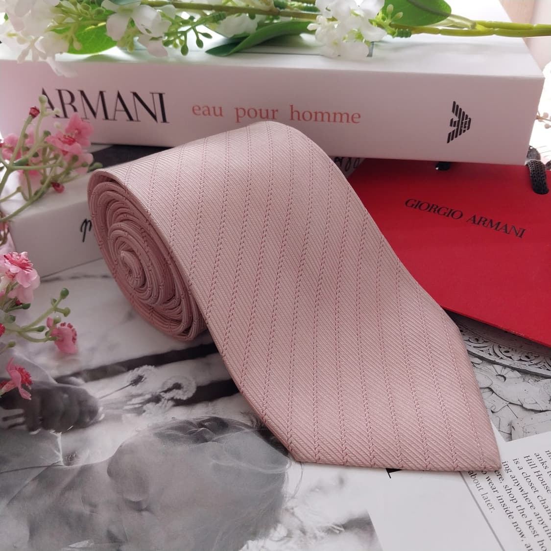 엠포리오 아르마니 실크 핑크 헤링본 넥타이 9cm A등급 K1515
 상품이미지2
