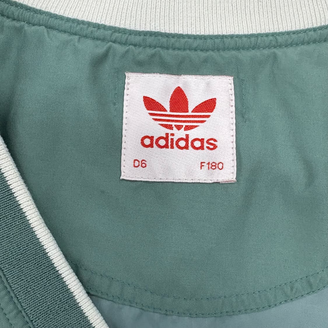 (100)아디다스올드스쿨웜업 상품이미지4