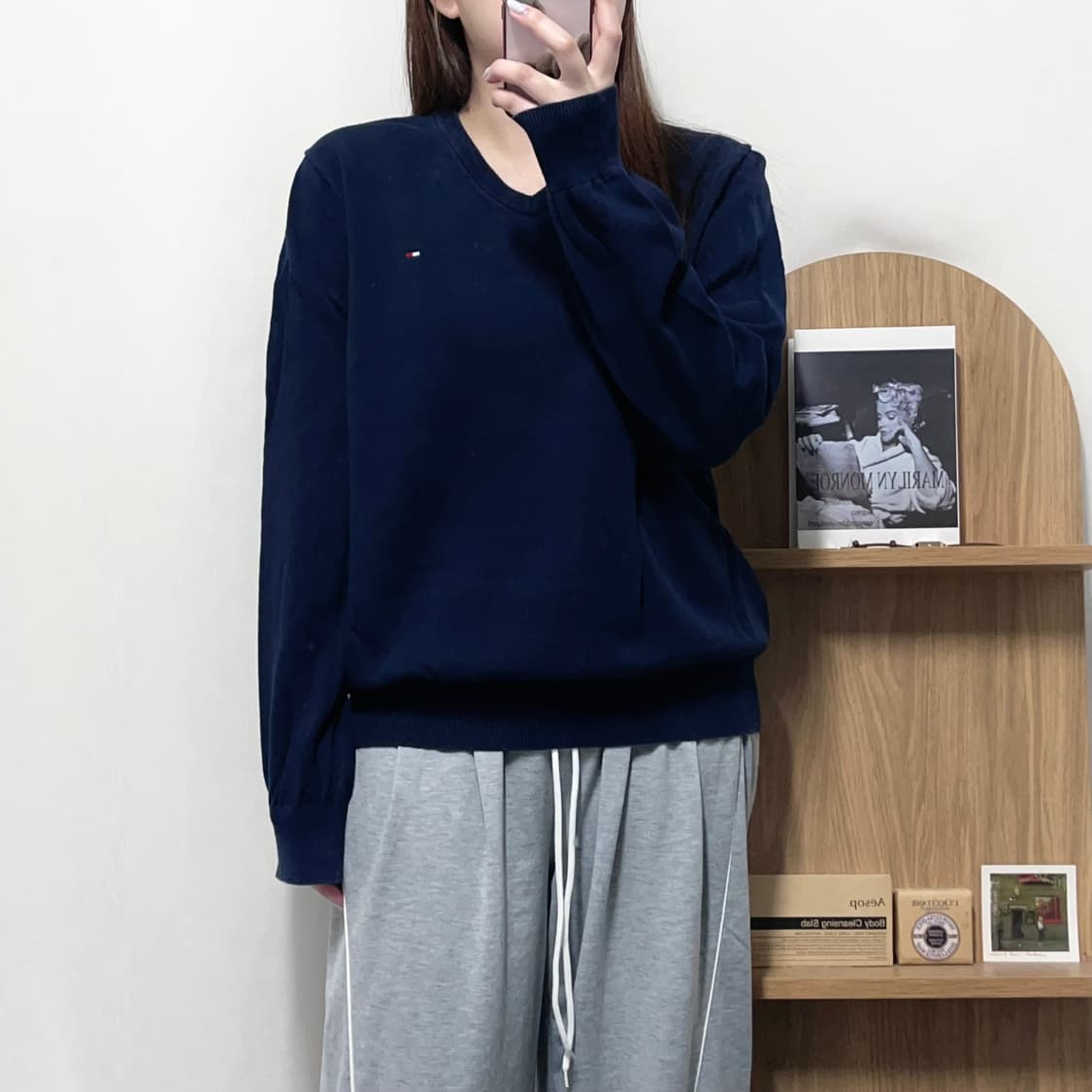 [정품] 타미 네이비 브이넥 니트 [ L ] 상품이미지2