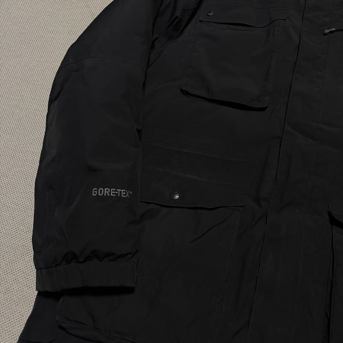 블랙야크 아이스버그 고어텍스 패딩 자켓 상품이미지2