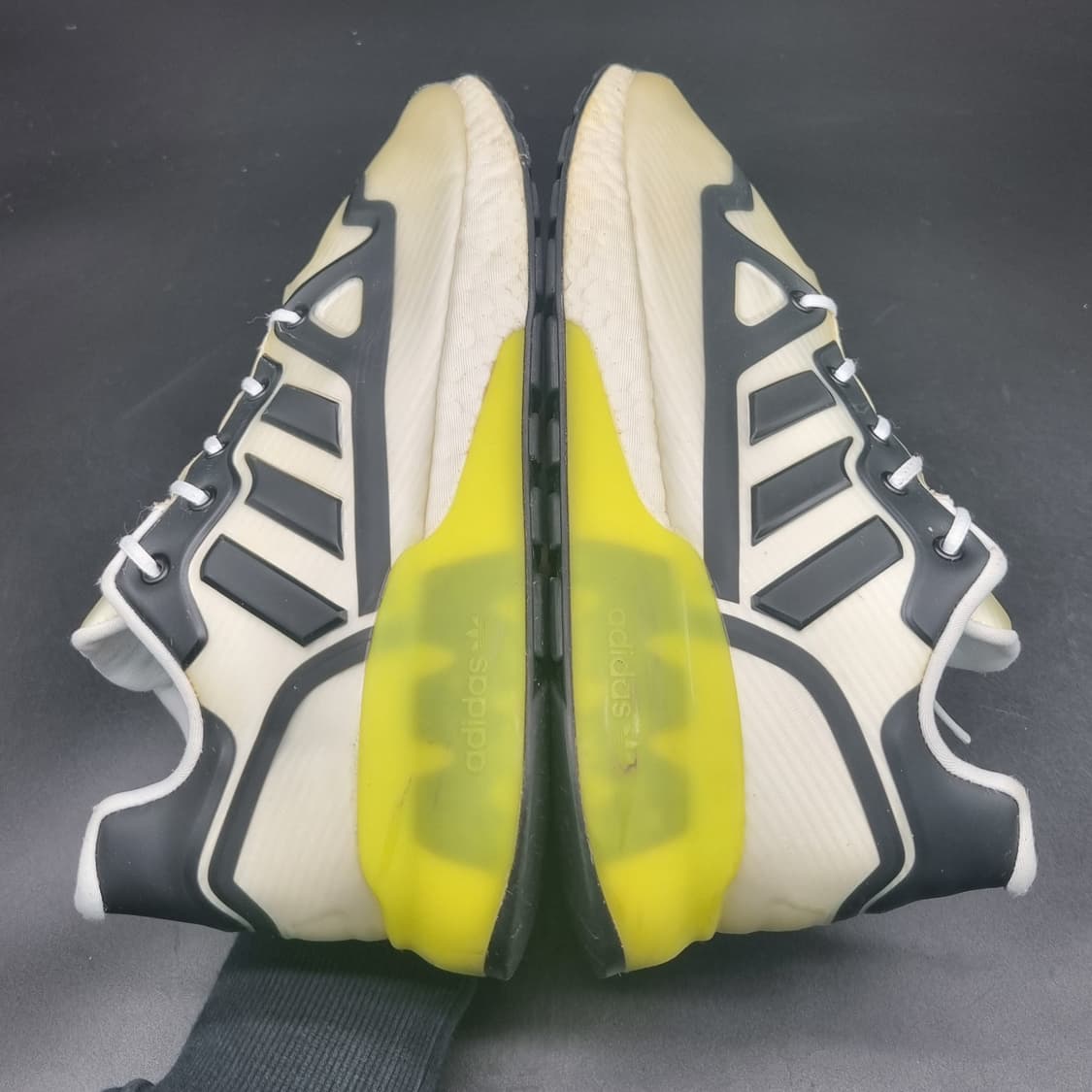 아디다스 zx부스트 퓨처쉘 남성운동화260 상품이미지5