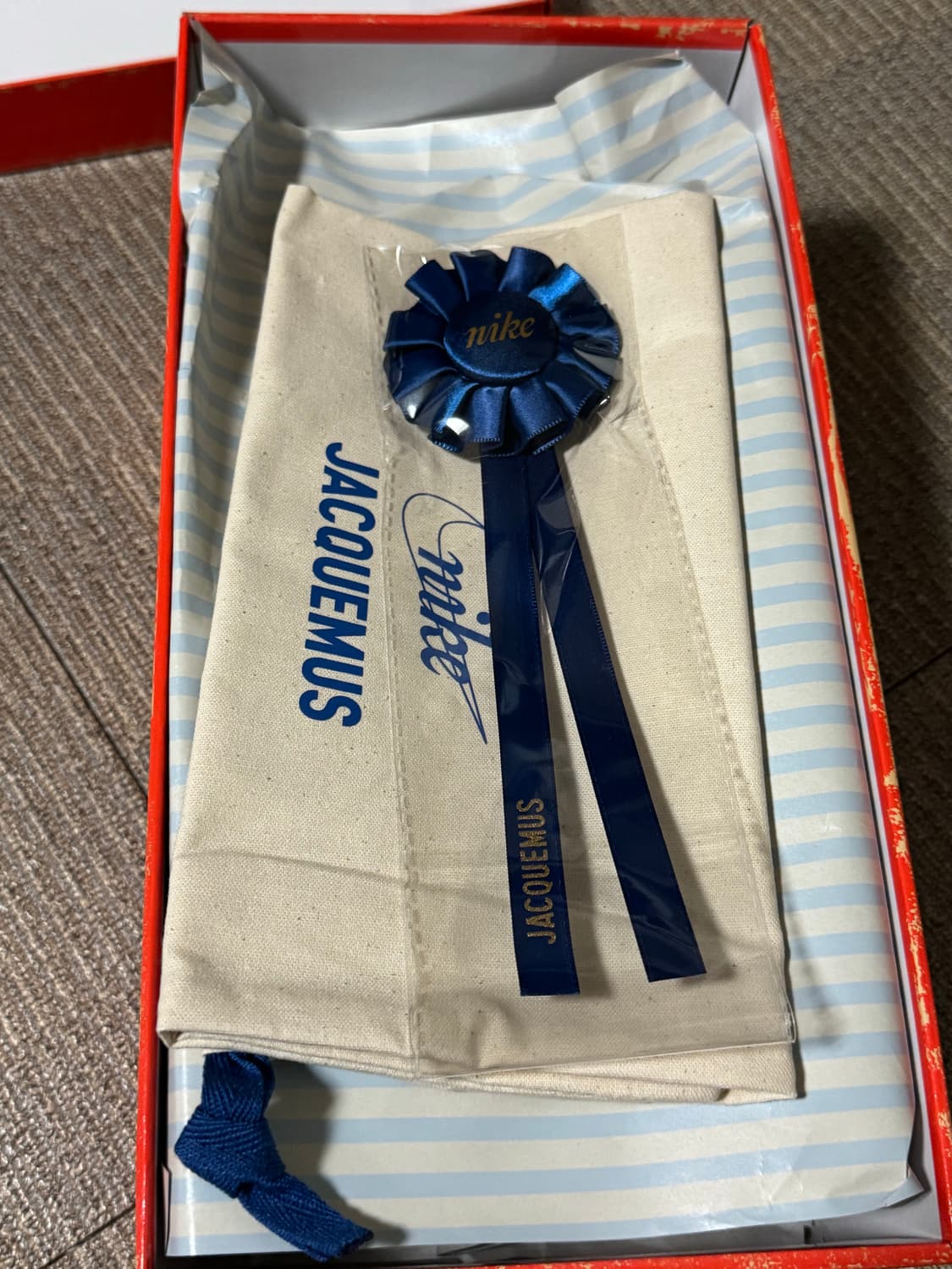 나이키 자크뮈스 문슈즈 레드 290 상품이미지7