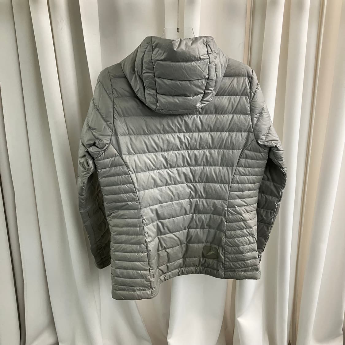 파타고니아 그레이 다운 스웨터 후드 경량 패딩 M 상품이미지2