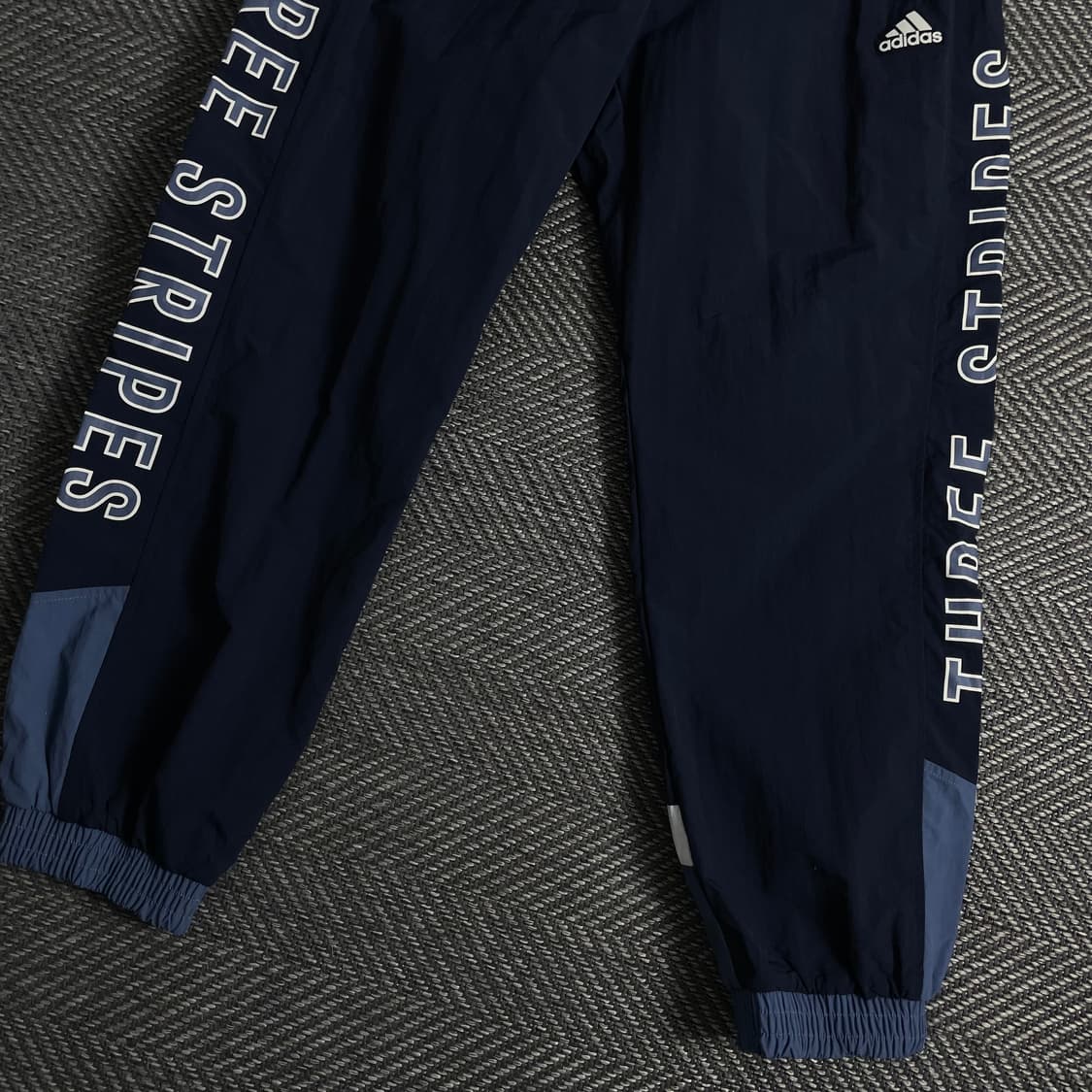 아디다스 사이드로고 나일론 우븐 조거 팬츠y 3718 상품이미지3