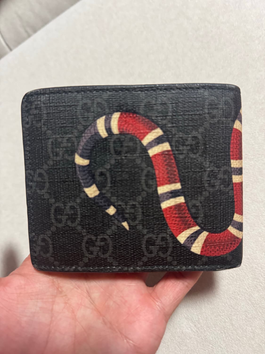 구찌 킹스네이크 GG 수프림 반지갑 상품이미지3
