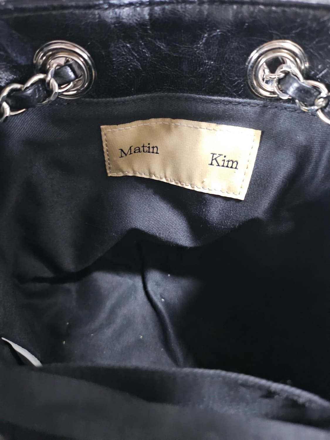 마뗑킴 스터드 미니 퀼팅 버킷백  블랙 숄더 크로스백 상품이미지5