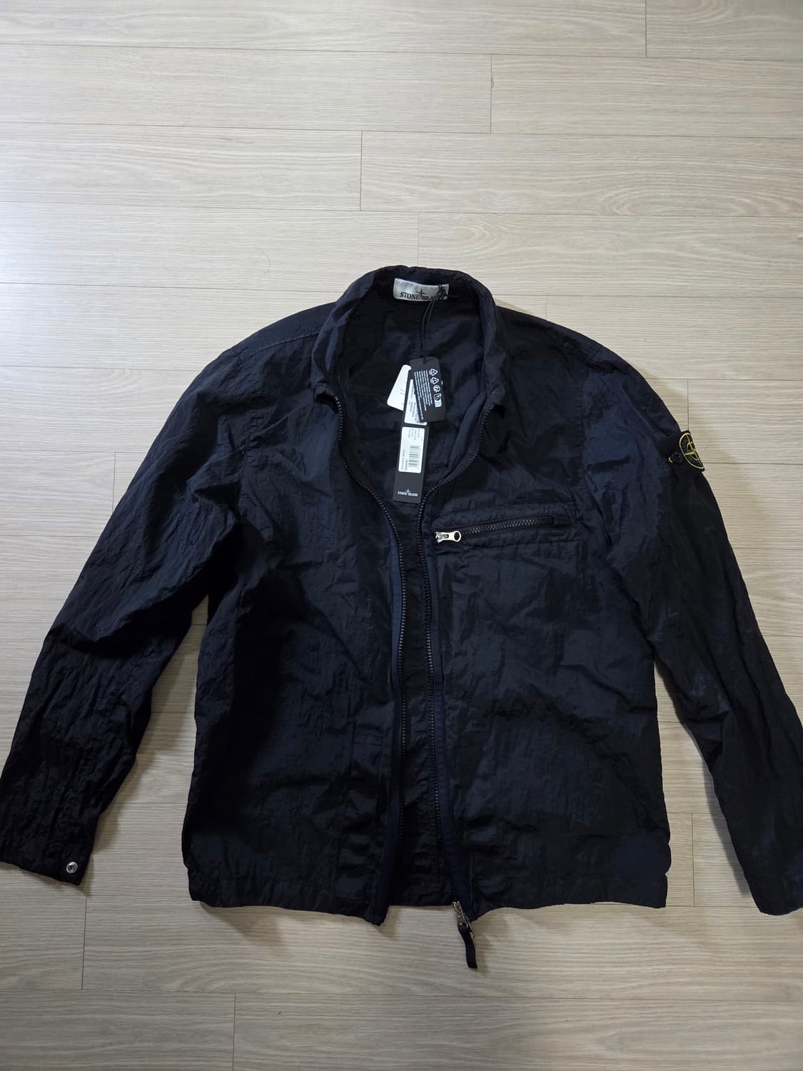 [새상품/23SS] 스톤아일랜드 나일론 메탈 집업 셔츠 자켓 상품이미지4