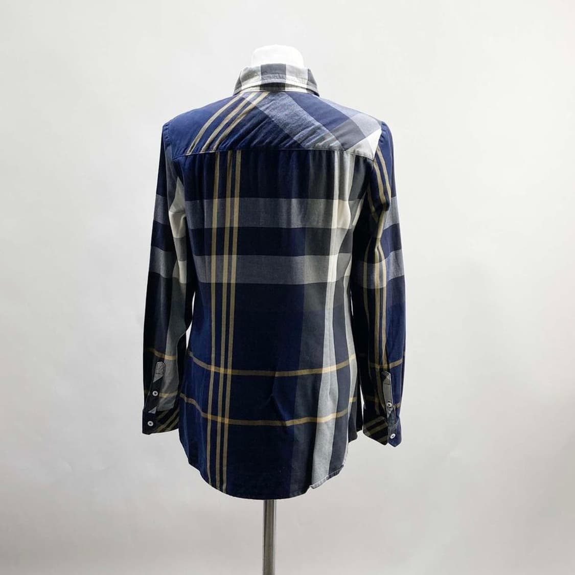 BCBG 여성면롱남방 85 상품이미지3