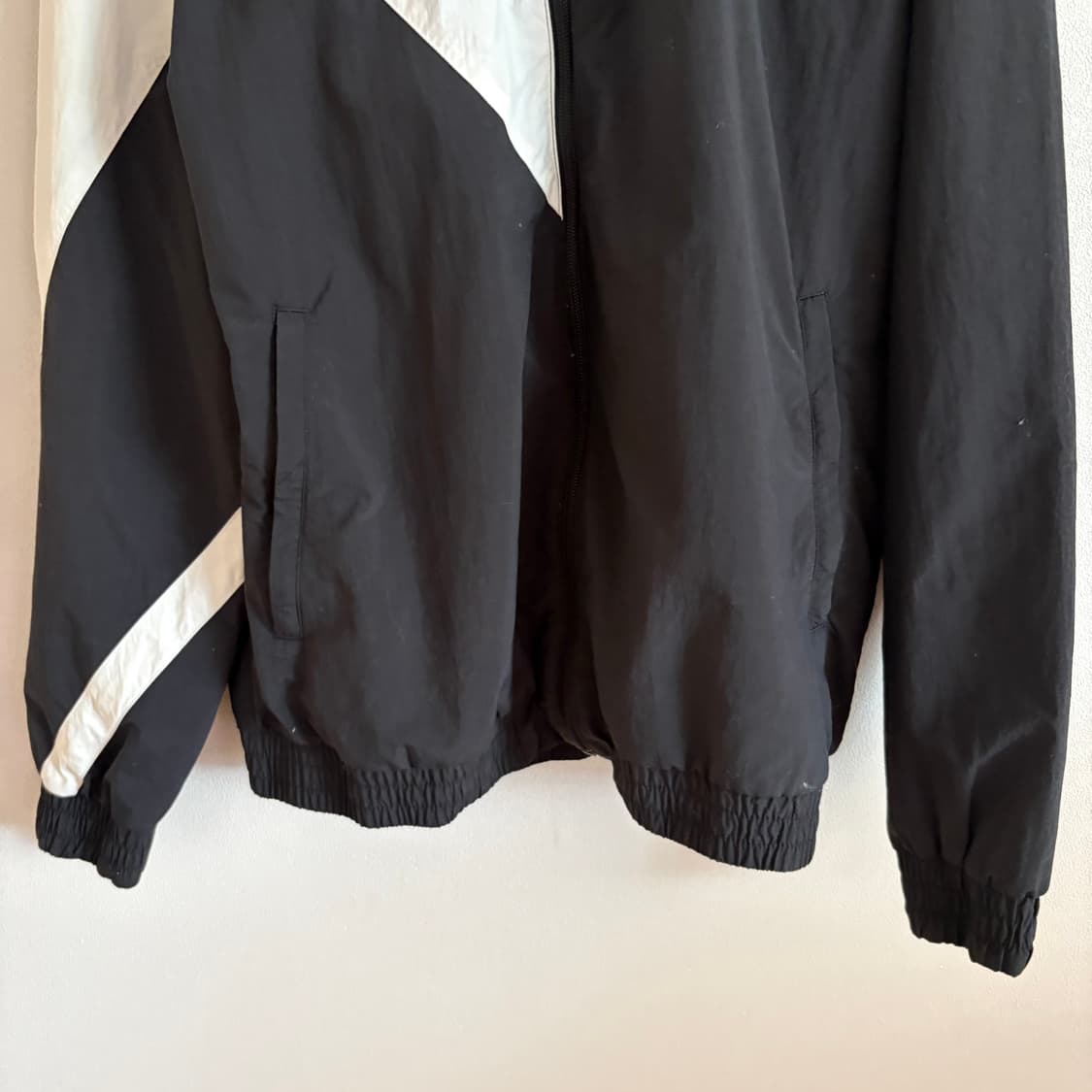 리복 클래식 블랙/화이트 바람막이 자켓 2XL(110) 상품이미지2