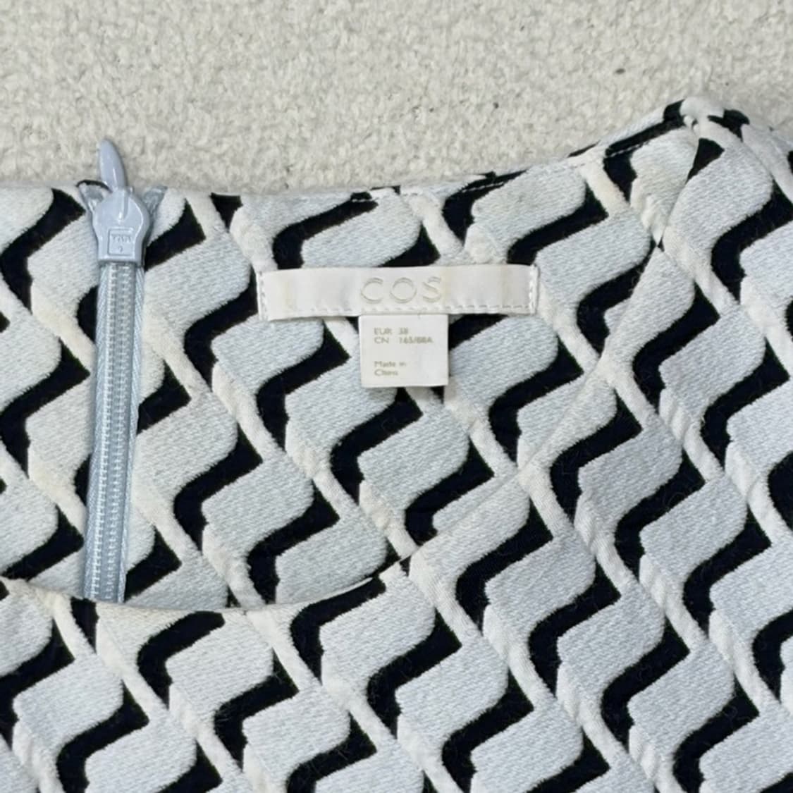 COS 패턴 자카드 헤비웨이트 탱크탑 38 상품이미지3