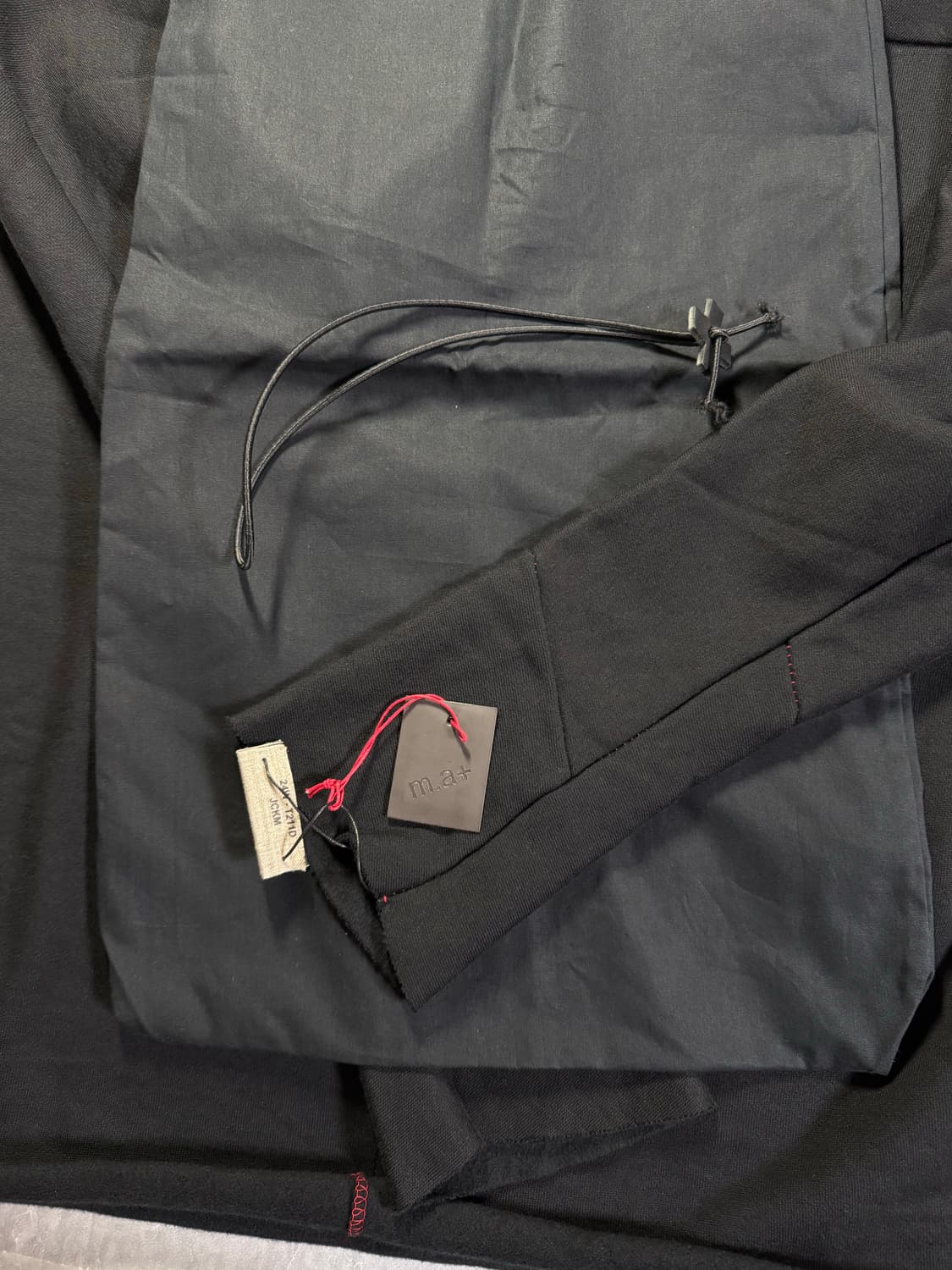 [52] ma+ 엠에이크로스 롱슬리브 티셔츠 블랙 상품이미지10