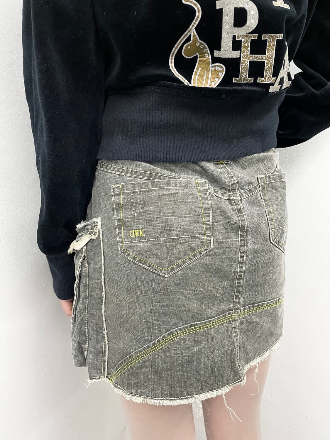 흑청 포켓 스티치 디테일 스커트 상품이미지4