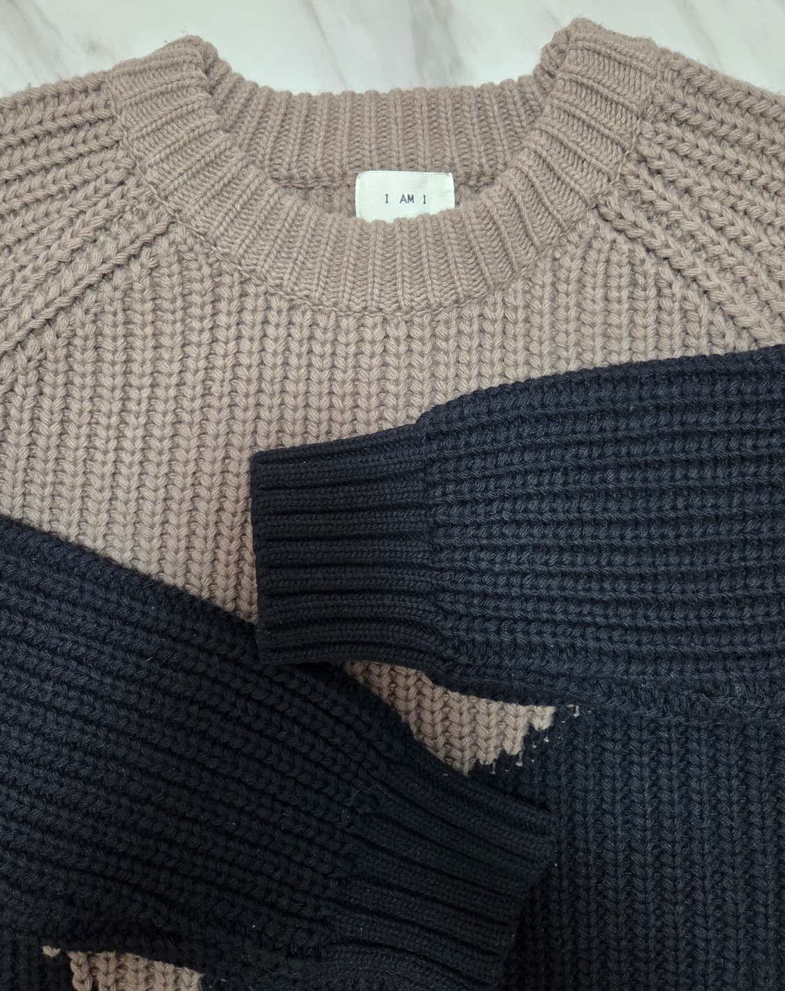 아이엠아이 크루넥 배색 니트 상품이미지6