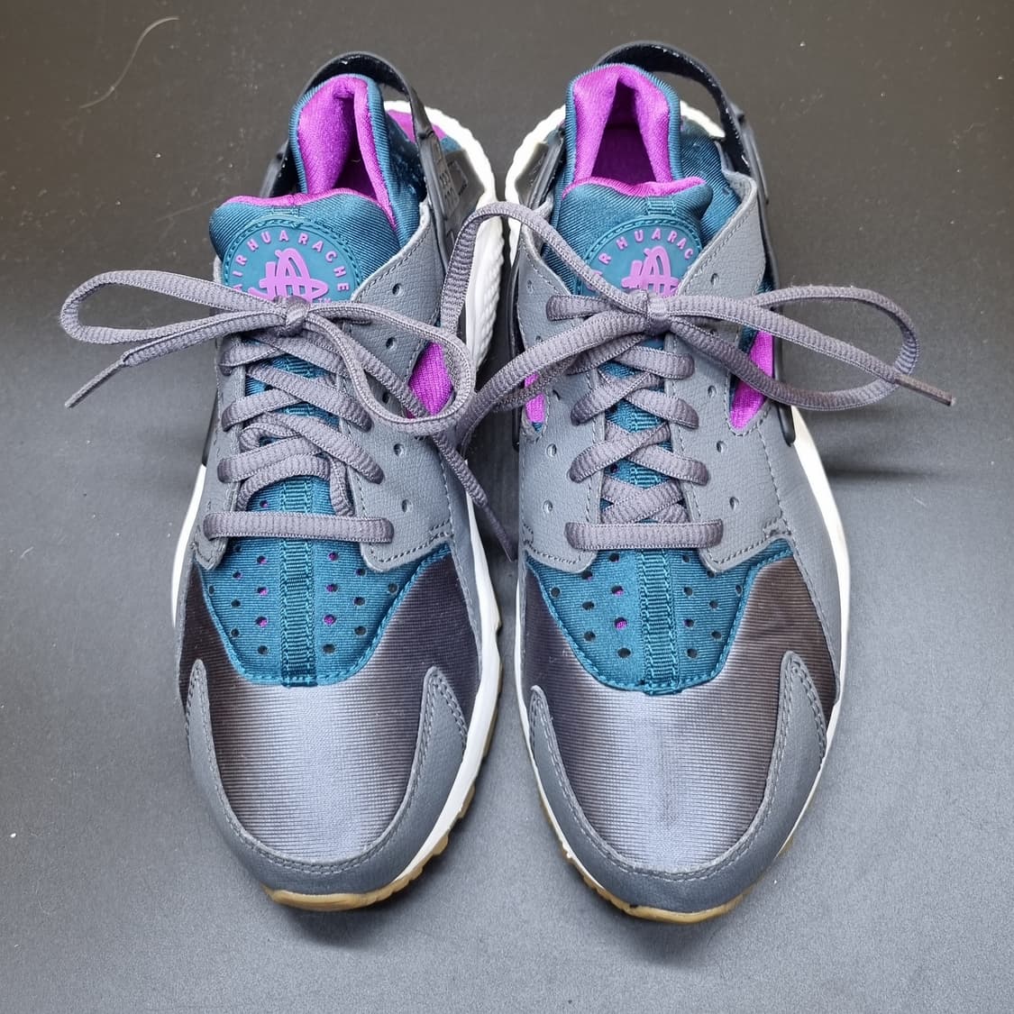 나이키 허라취 런 다크그레이 실사이즈225 상품이미지2