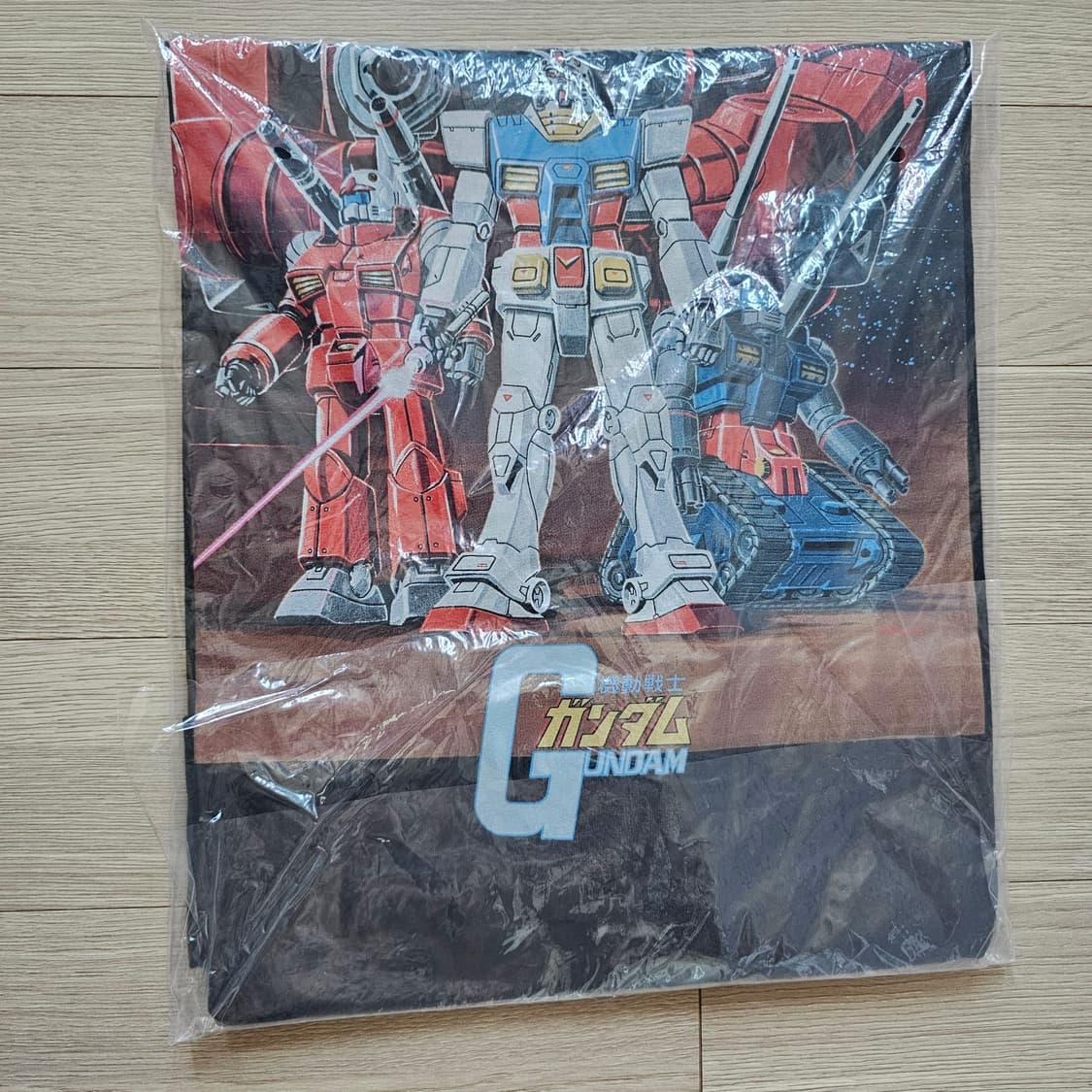 2XL XXL 미개봉) 유니클로 UT X 건담 45주년 반팔 티셔츠 C 상품이미지3