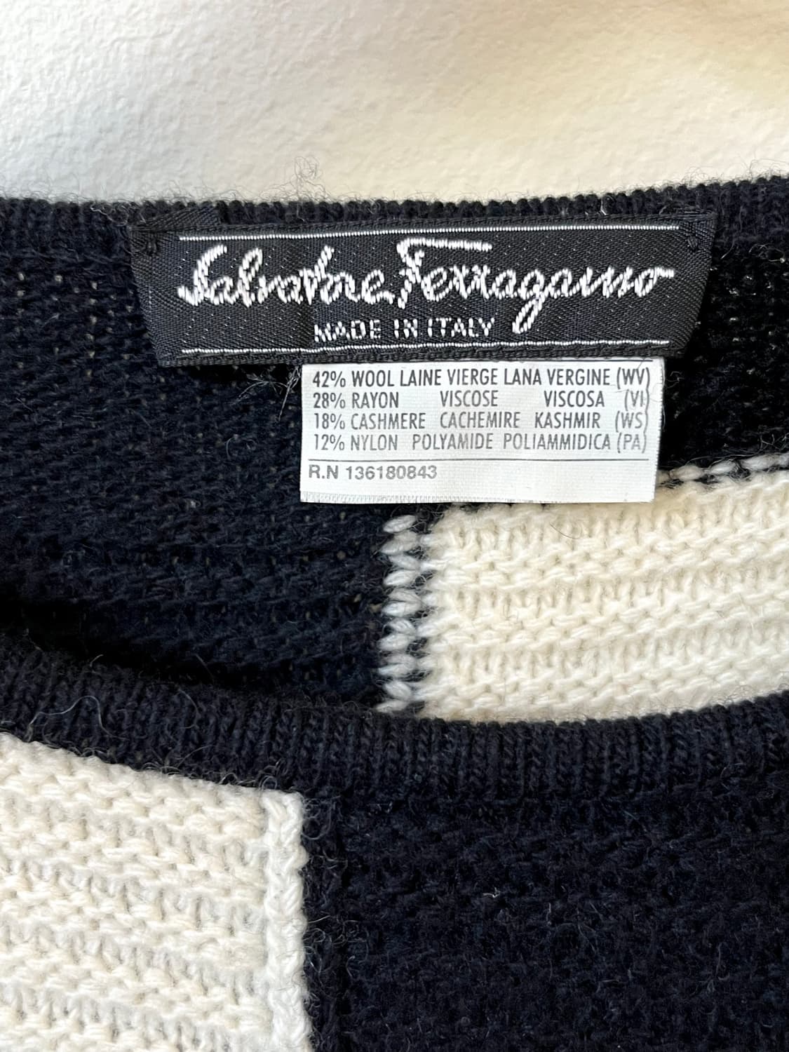 실바토레 페라가모 체스 캐시미어 스웨터 상품이미지9