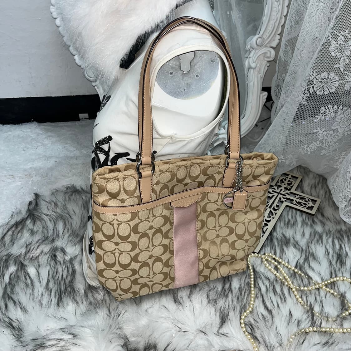 Coach 브라운 핑크 숄더백 상품이미지1