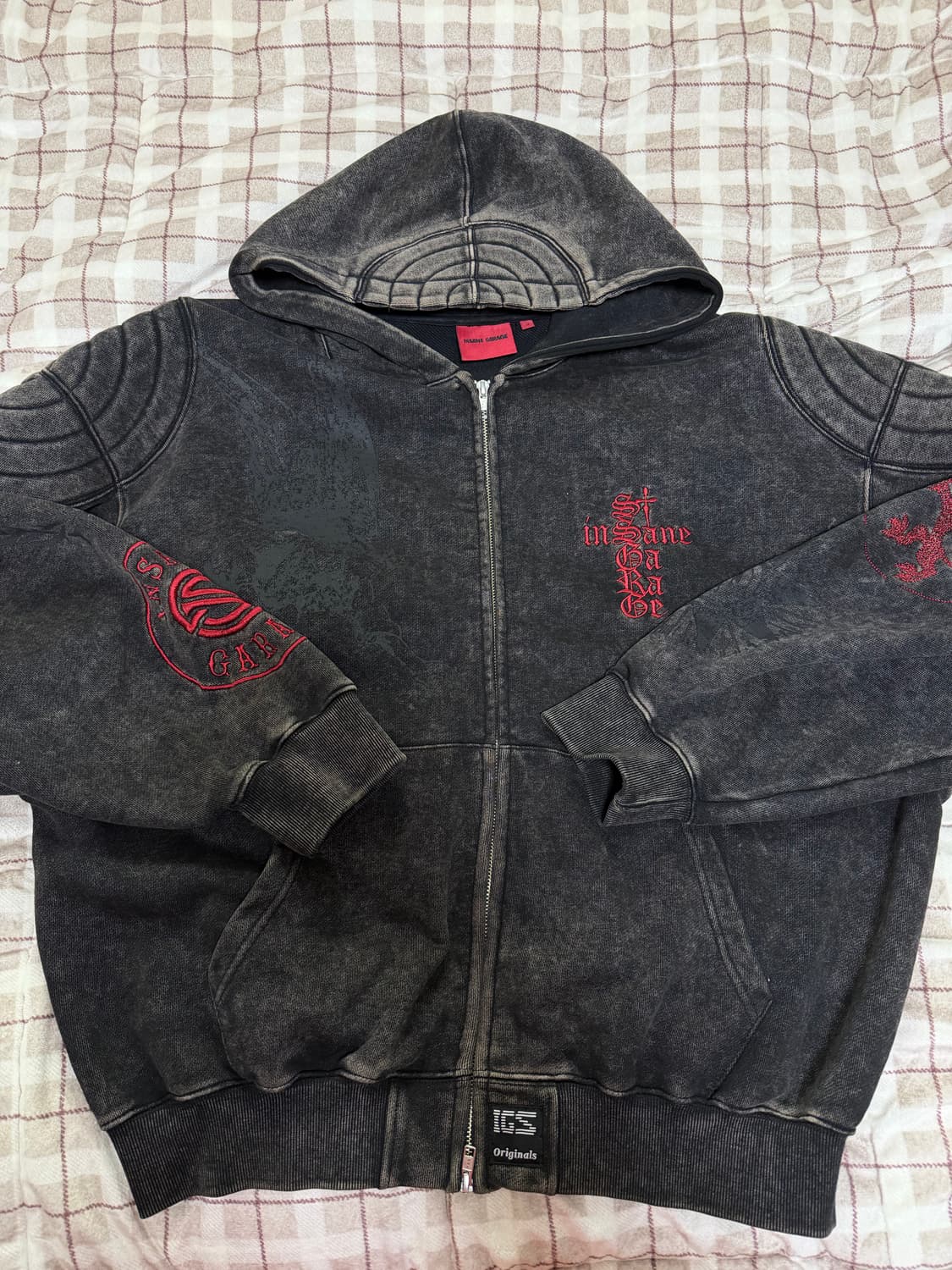 인세인개러지 패디드 숄더 후드집업 상품이미지1