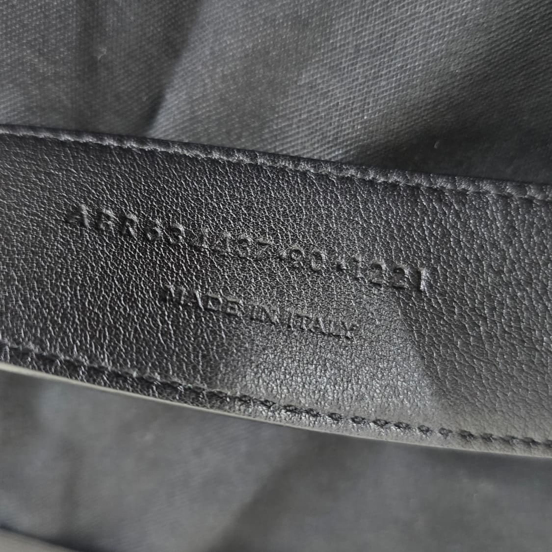 입생로랑 로고 벨트 90사이즈 판매 상품이미지6