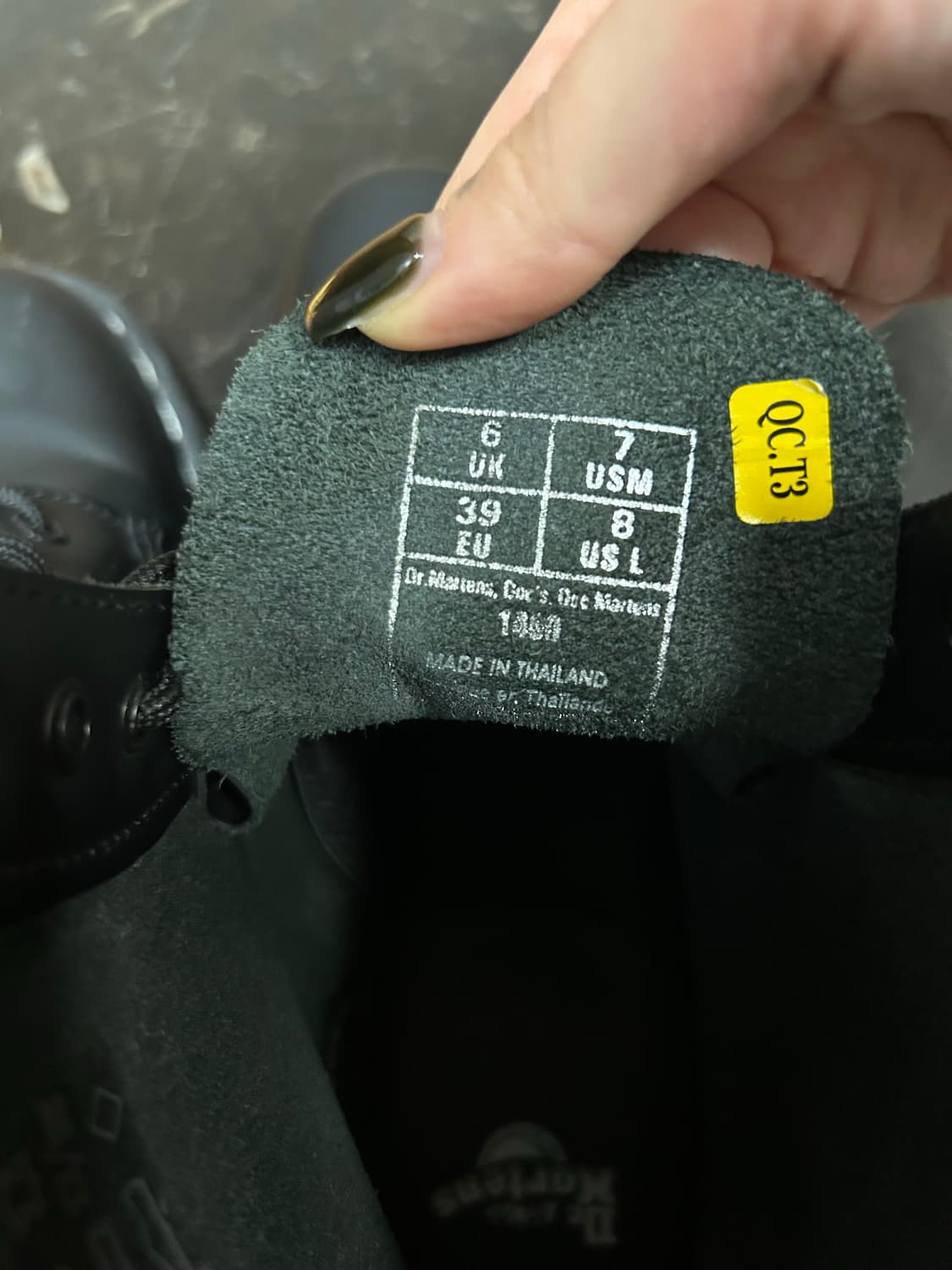 닥터마틴 1460 8홀 블랙 250 상품이미지6