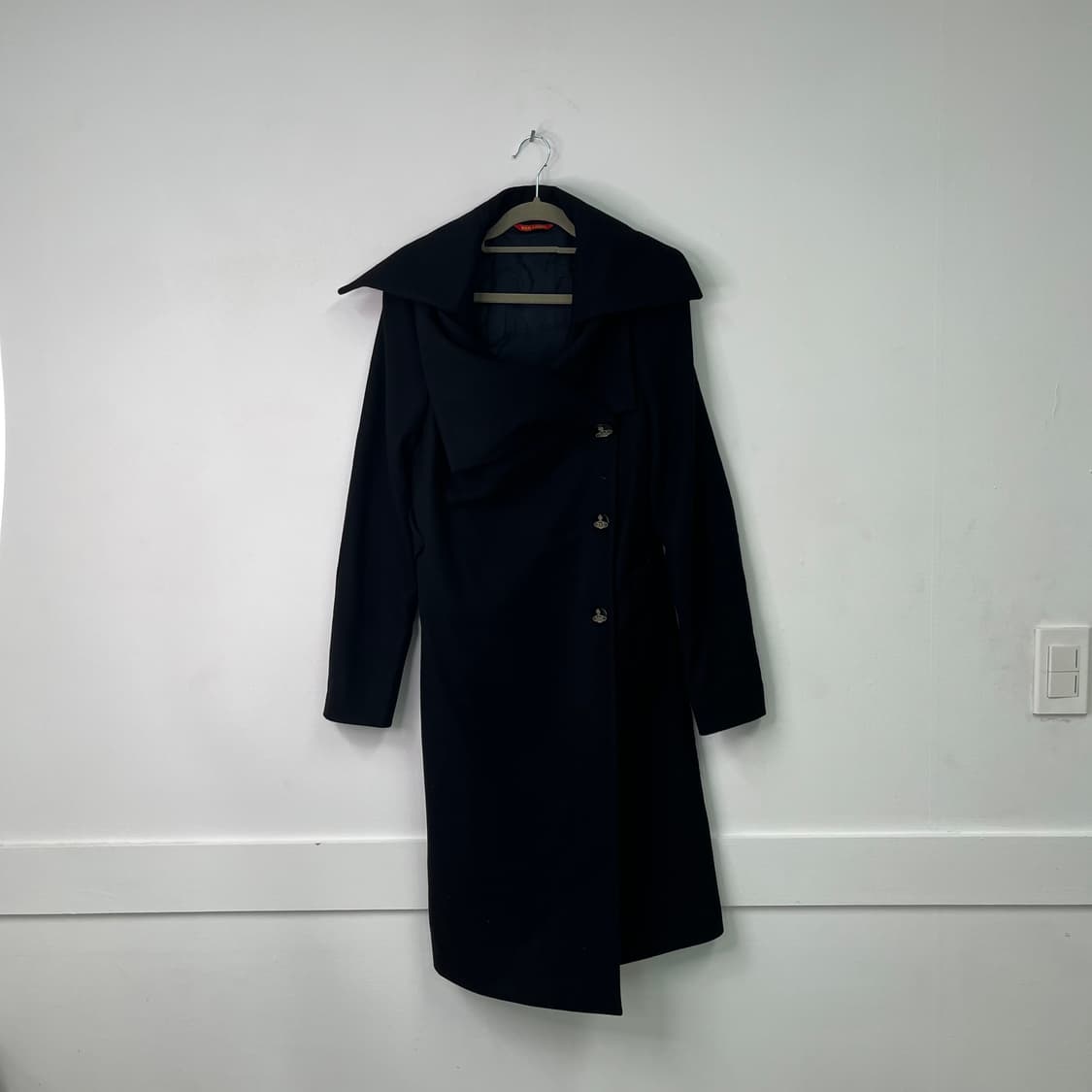 95 비비안웨스트우드 레드라벨 캐시미어 코트 상품이미지1