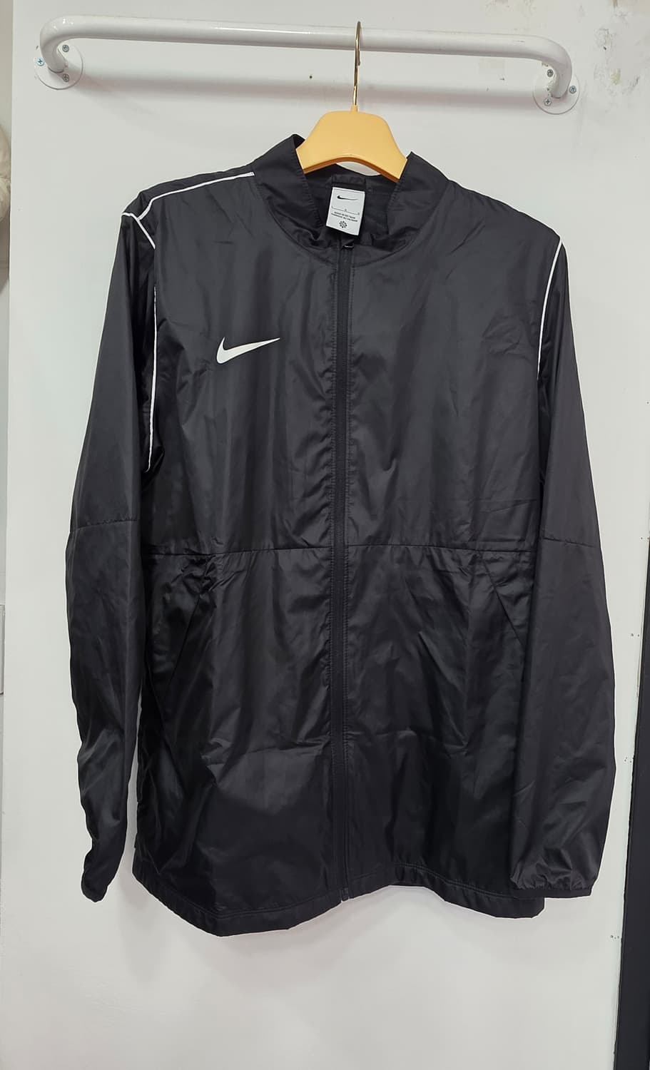 나이키 남성 바람막이 상품이미지1