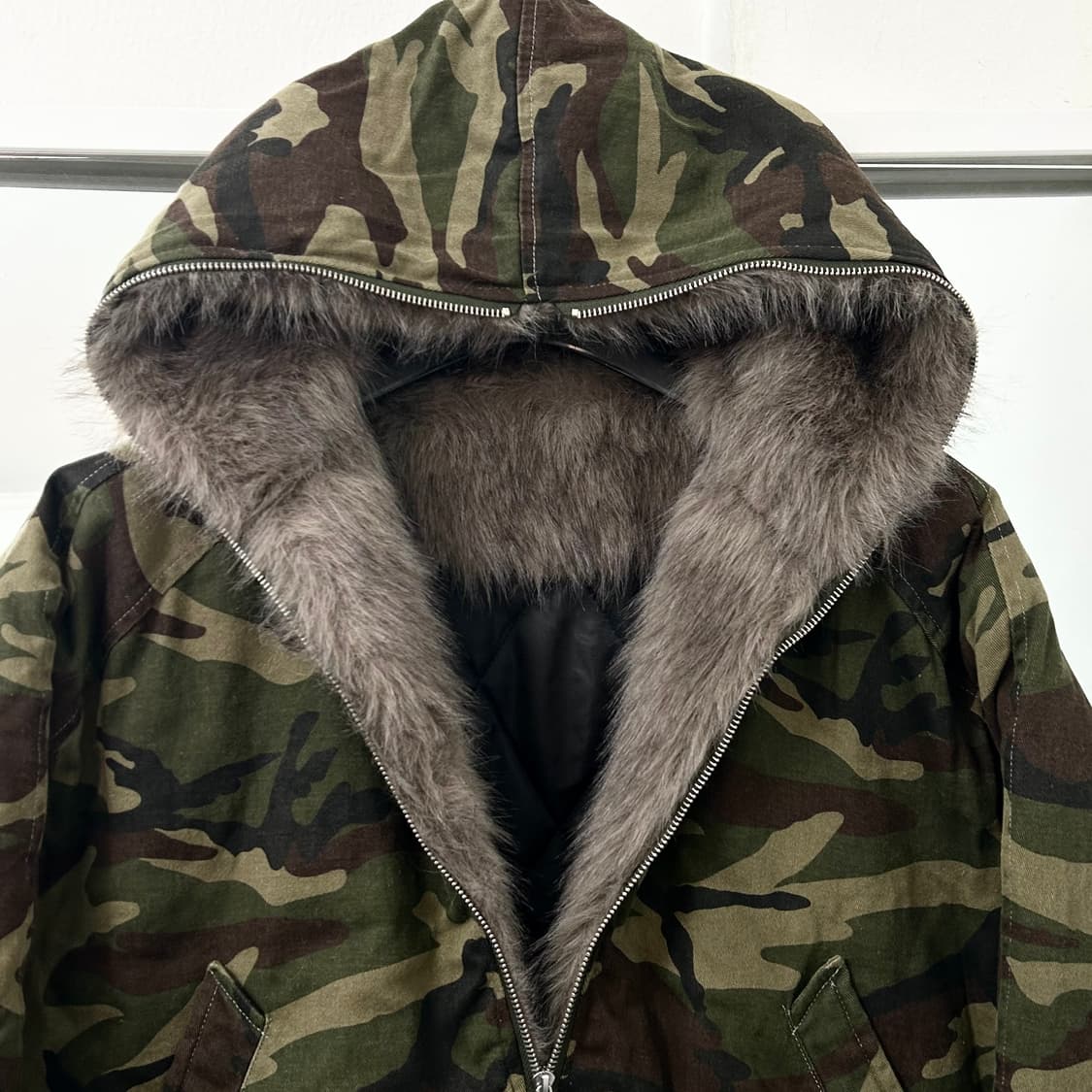 FDR 퍼 트리밍 카모 후드 점퍼 상품이미지6