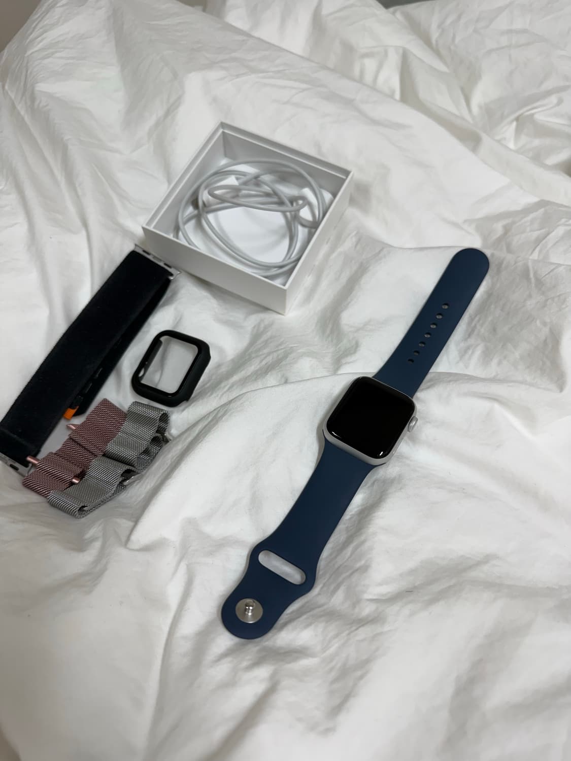 애플워치 se2 40mm gps + 스트랩,케이스 상품이미지1