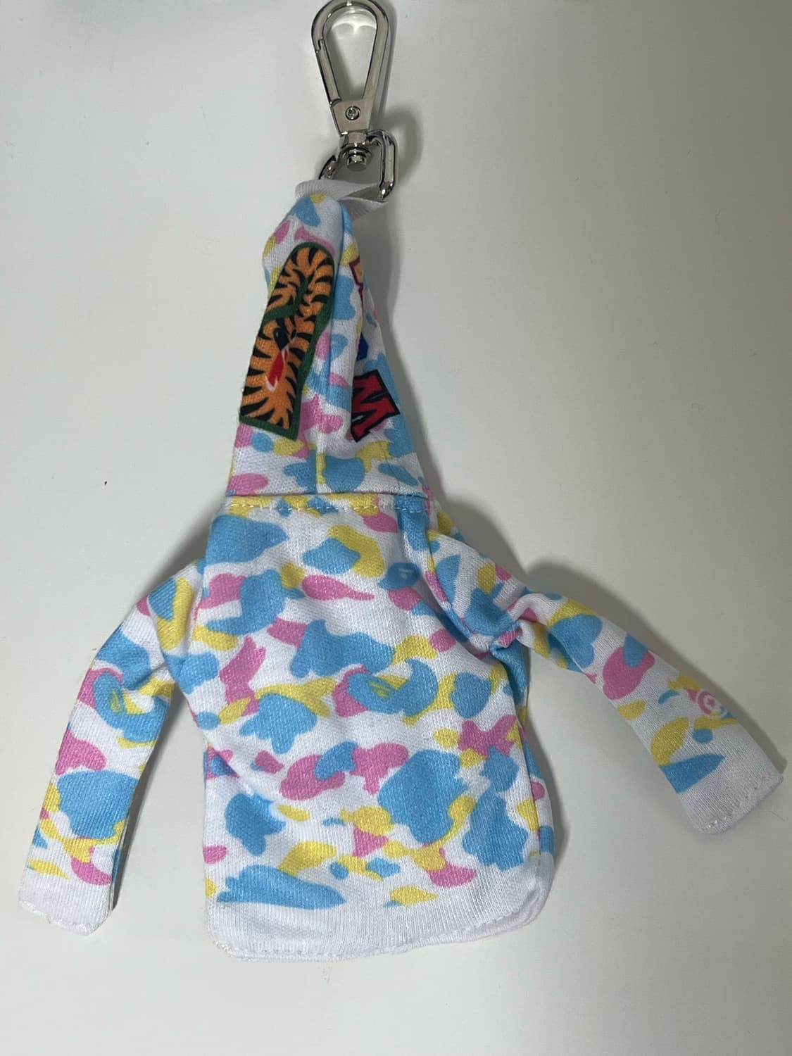 베이프 샤크 후드 키링 상품이미지3