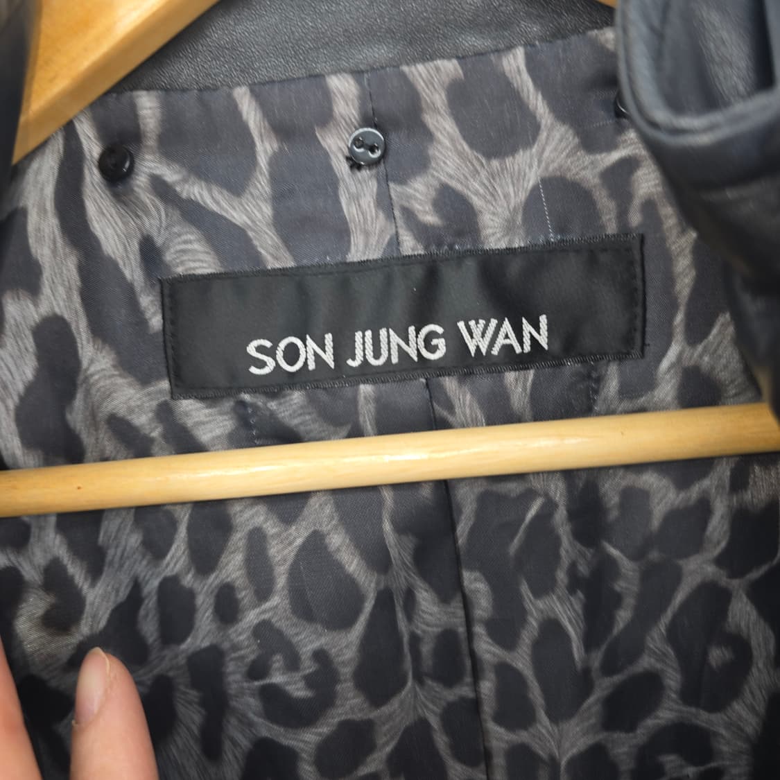 SON JUNG WAN 사슴가죽 프리미엄 레더 코트 원피스 블랙 / 디어 상품이미지7