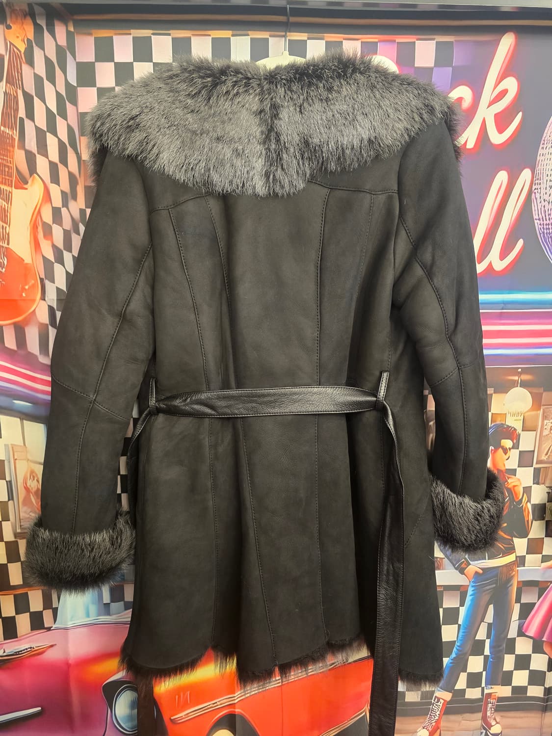 로보(ROBO)의 리버시블 토스카나 양털 무스탕 코트 상품이미지4