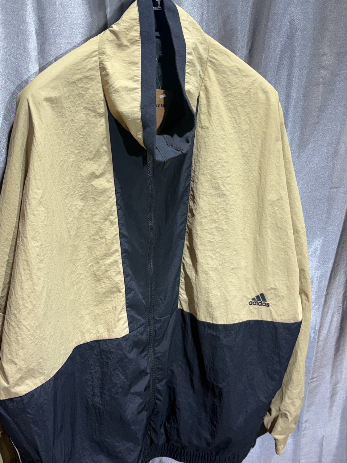 L 아디다스 삼선로고 베이지 배색 나일론 자켓 상품이미지6