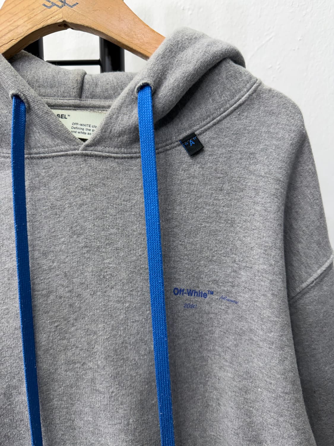 정품) 오프화이트 11주년 백 아크릴 후드티 M 상품이미지4