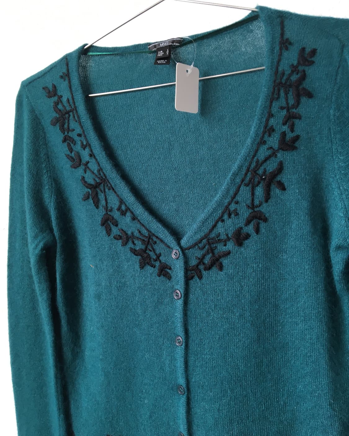 Embroidery point woolen knit cardigan 상품이미지5