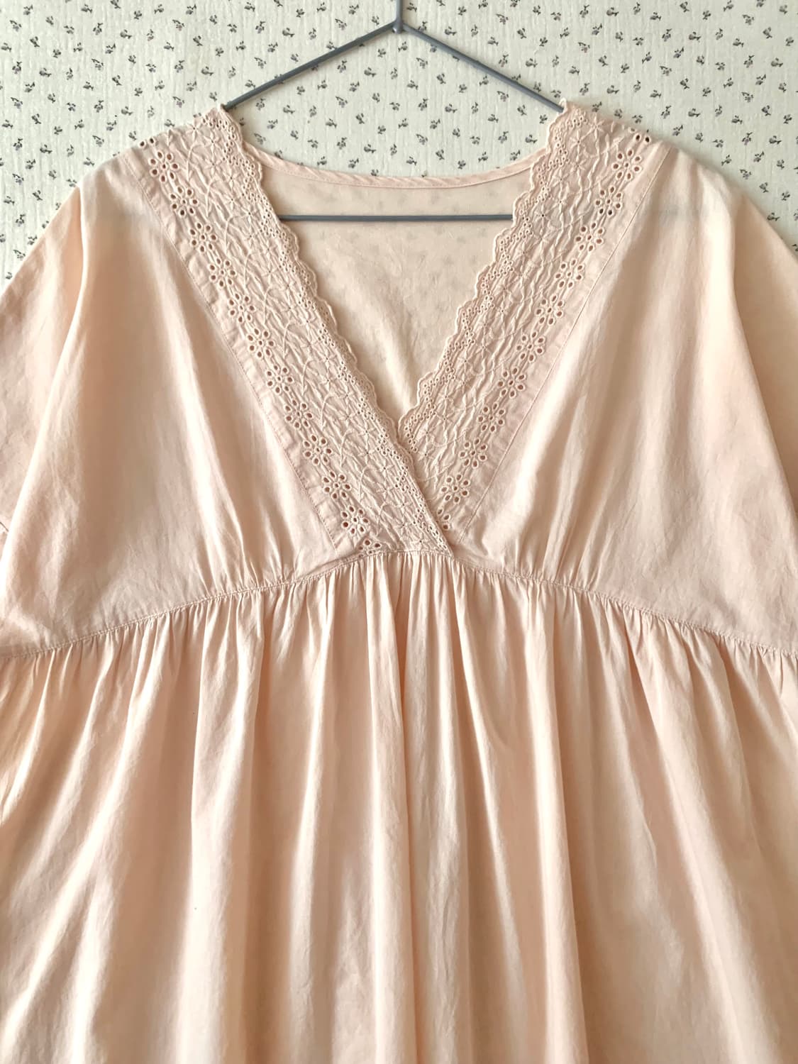 복숭아핑크 펀칭 자수 원피스 상품이미지5