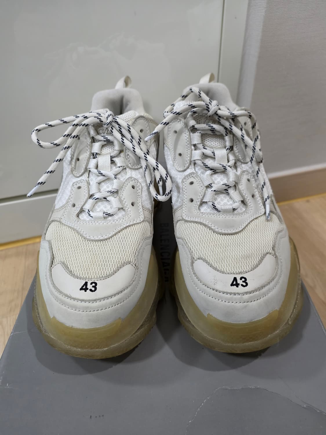 발렌시아가 트리플S 클리어솔 43 풀박스 상품이미지3