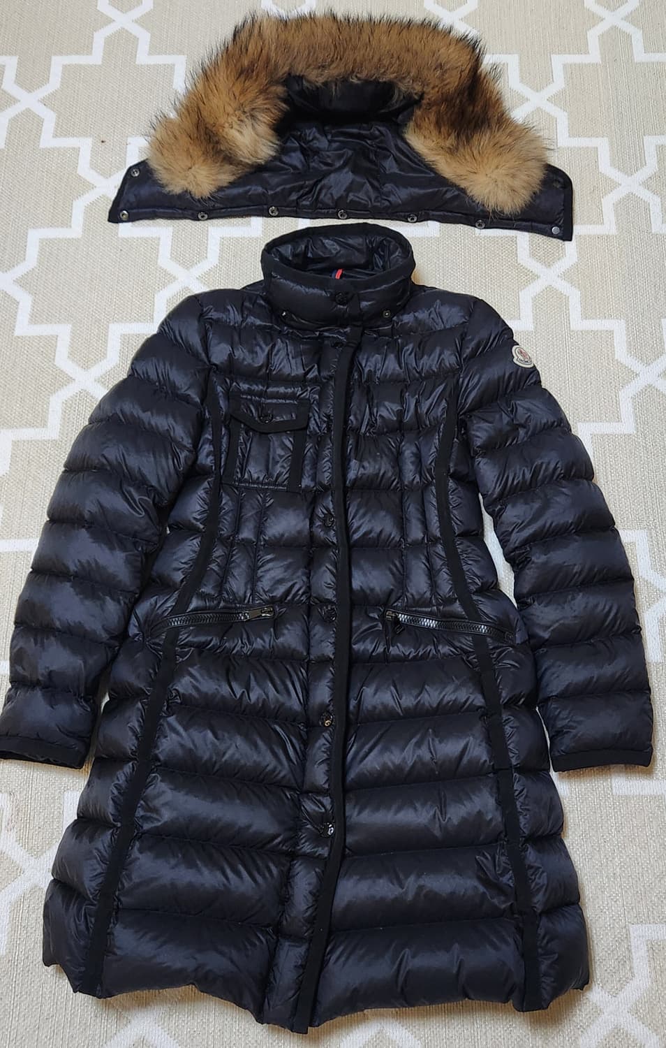 [정품] 몽클레어 패딩 헤르민퍼 블랙 사이즈 1 (여성용) 새상품급 상품이미지6