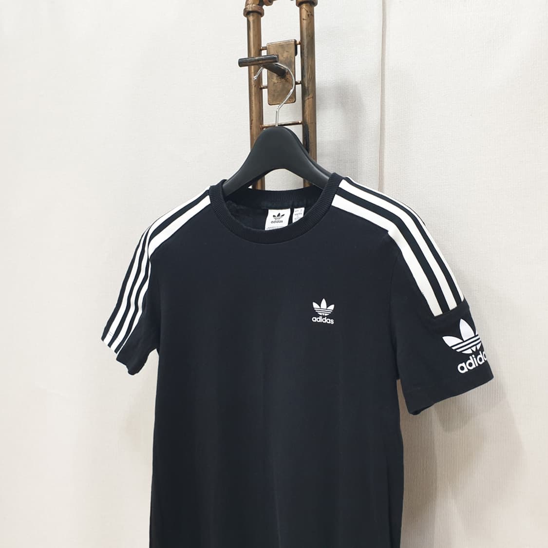 아디다스 반팔티 XS 상품이미지2