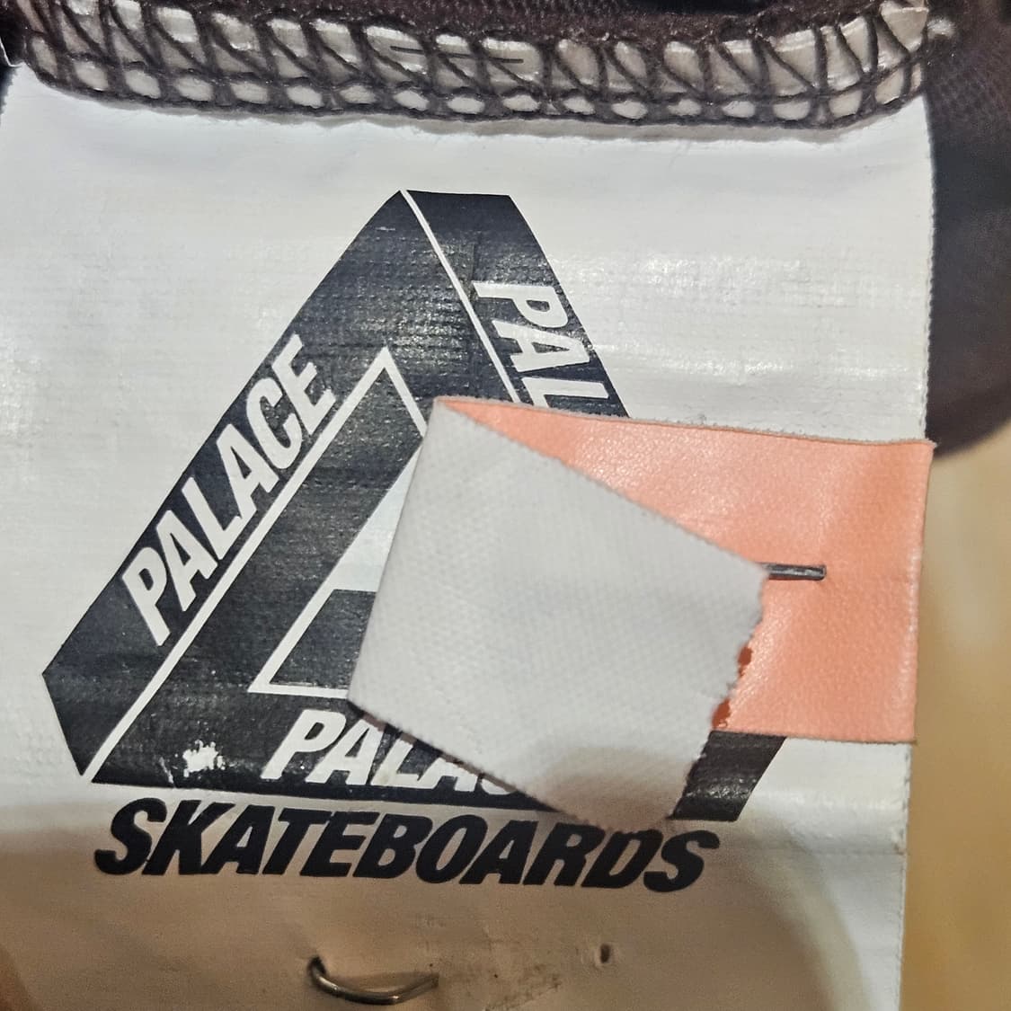 팔라스 트라이 하트 반팔 티셔츠 상품이미지6