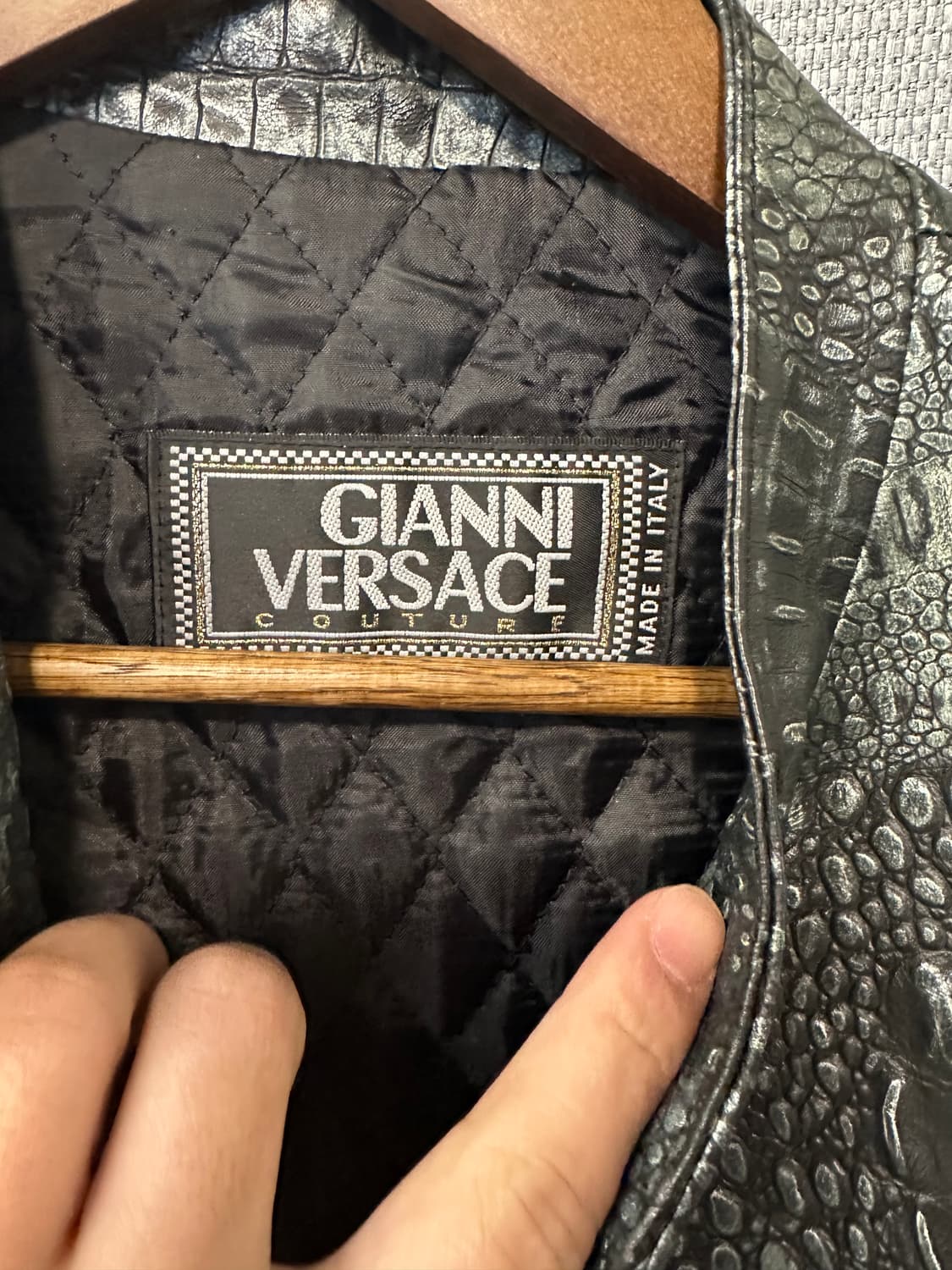 GIANNI VERSACE 크로커 엠보 레더 베스트 상품이미지4