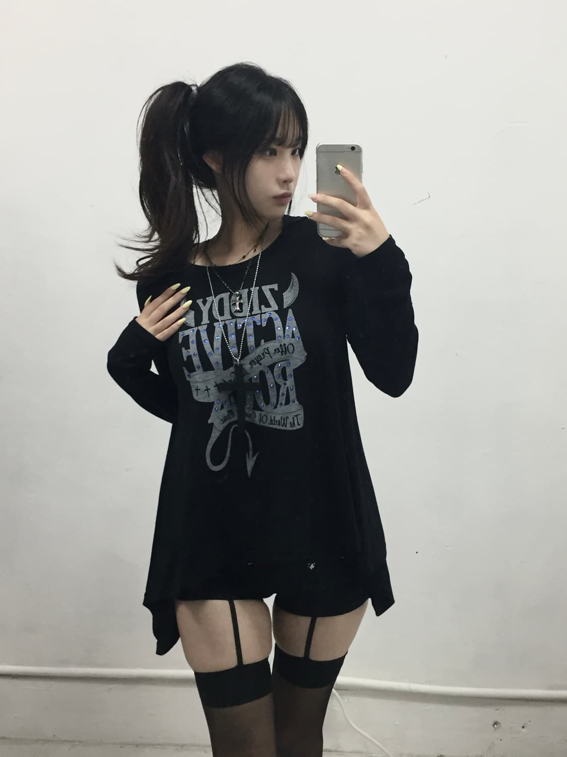 [ZIDDY] 펑크 데빌 큐빅 후디 롱슬리브 상품이미지1
