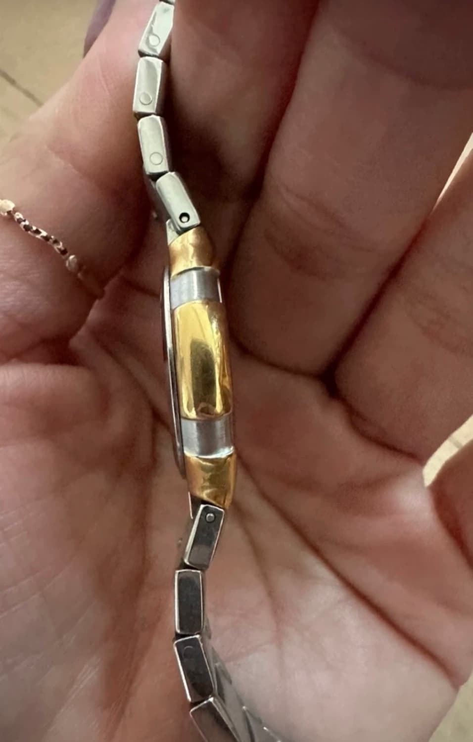 입생로랑YSL 스위스 쿼츠 메탈시계 상품이미지6