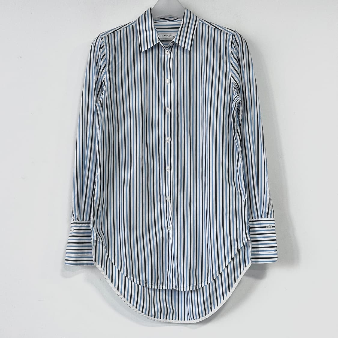 이큅먼트 슬릿 커프 스트라이프 셔츠 상품이미지1