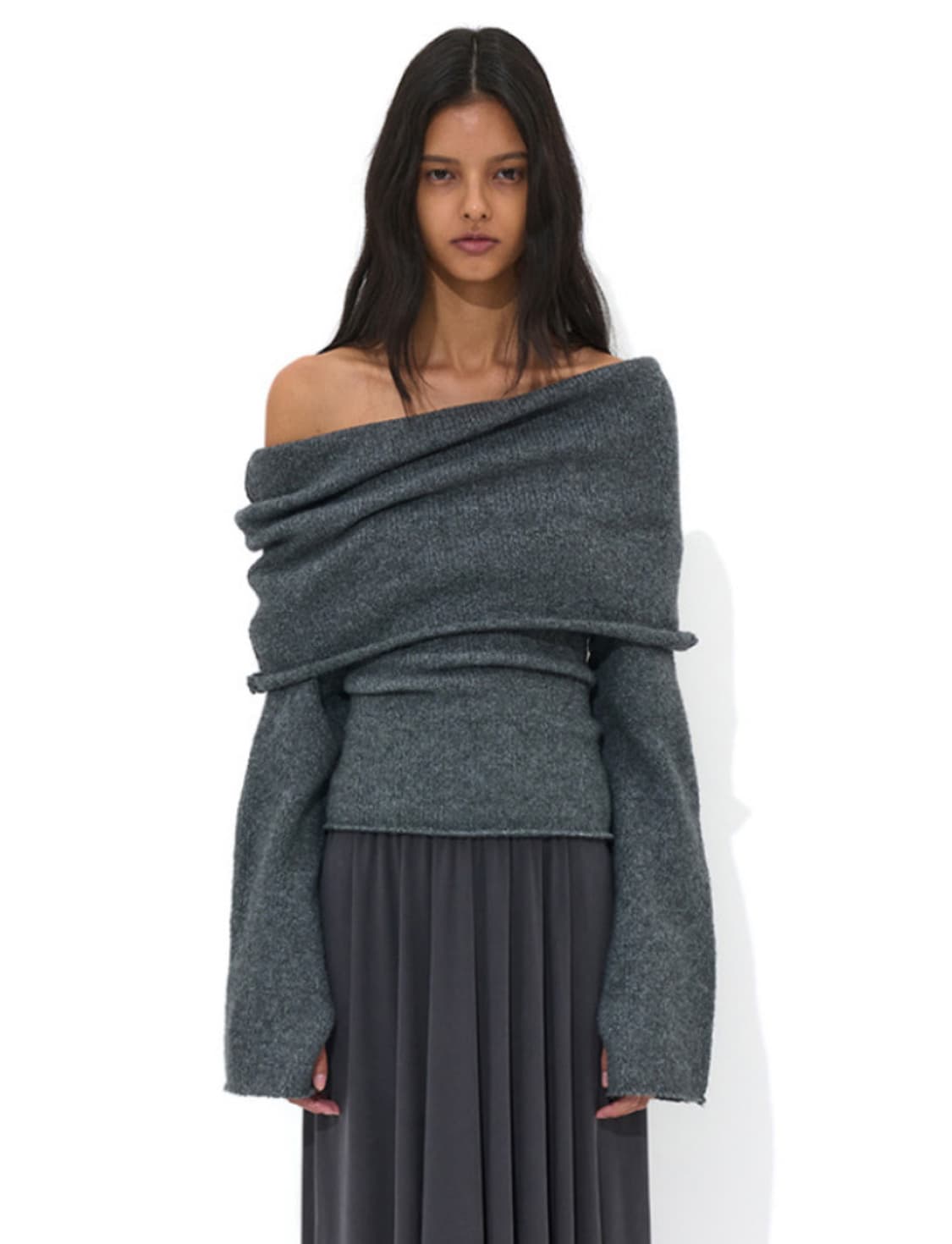 파르티멘토 우먼 부클 오프숄더 니트 탑 차콜 상품이미지1