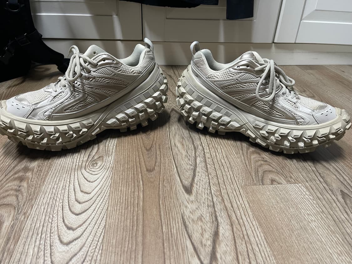 [40]발렌시아가 디펜더 베이지 상품이미지4