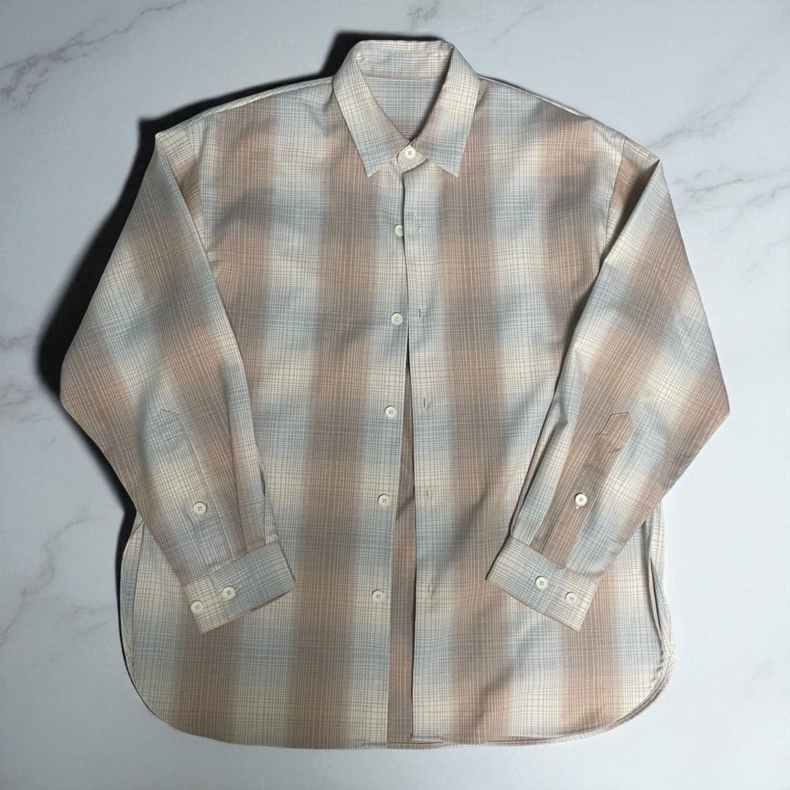 [새상품] GU 지유 오라리맛 체크 텐셀 베이지 오버핏 체크 셔츠 상품이미지1