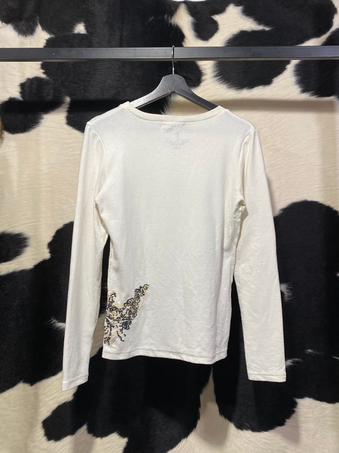 Brown sugar 큐빅 자수 롱슬리브 상품이미지4